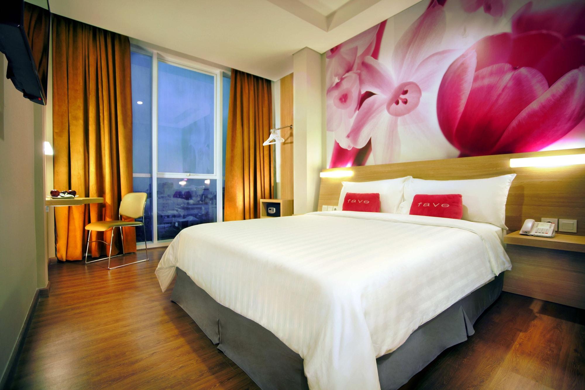 Favehotel Pasar Baru Jakarta Exterior photo