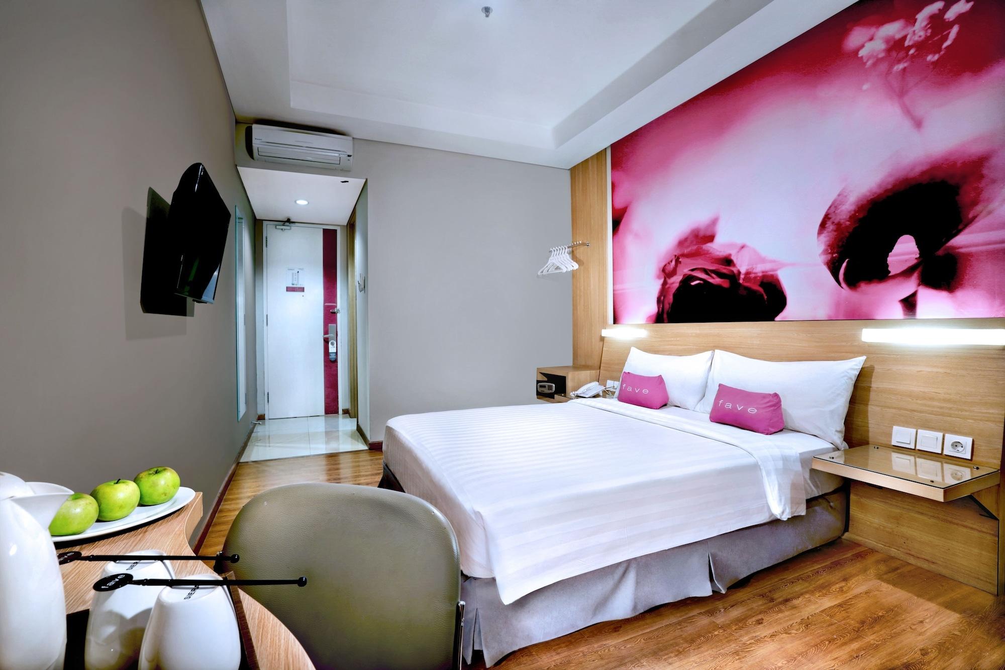 Favehotel Pasar Baru Jakarta Exterior photo