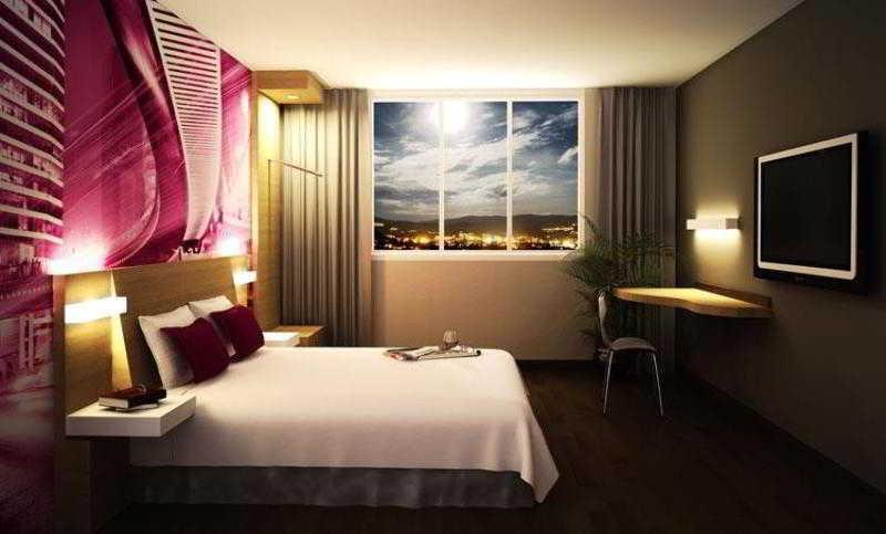 Favehotel Pasar Baru Jakarta Exterior photo