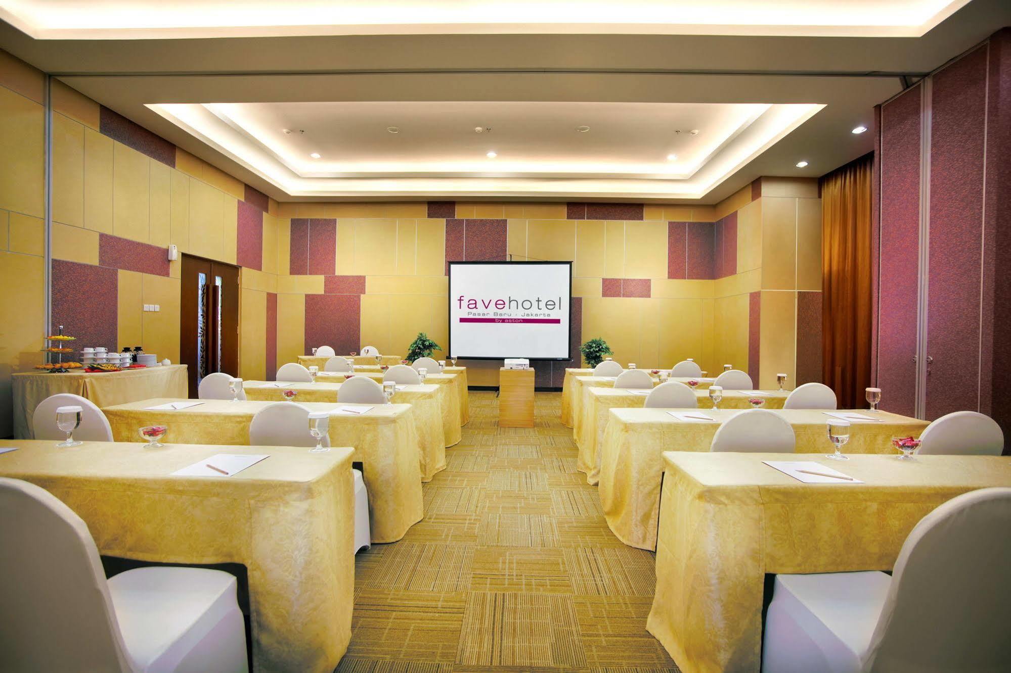 Favehotel Pasar Baru Jakarta Exterior photo