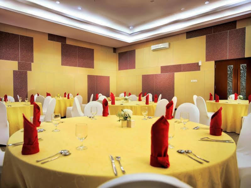 Favehotel Pasar Baru Jakarta Exterior photo
